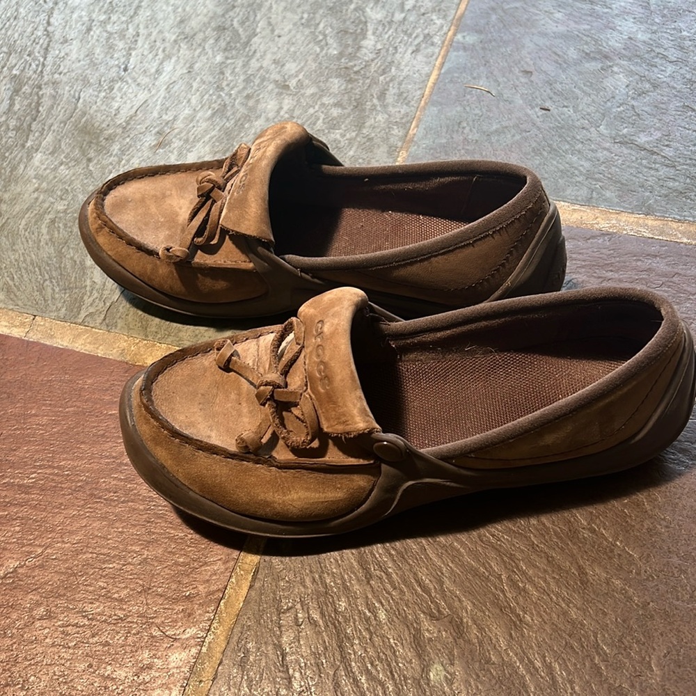 Croc Loafers Brown size 8